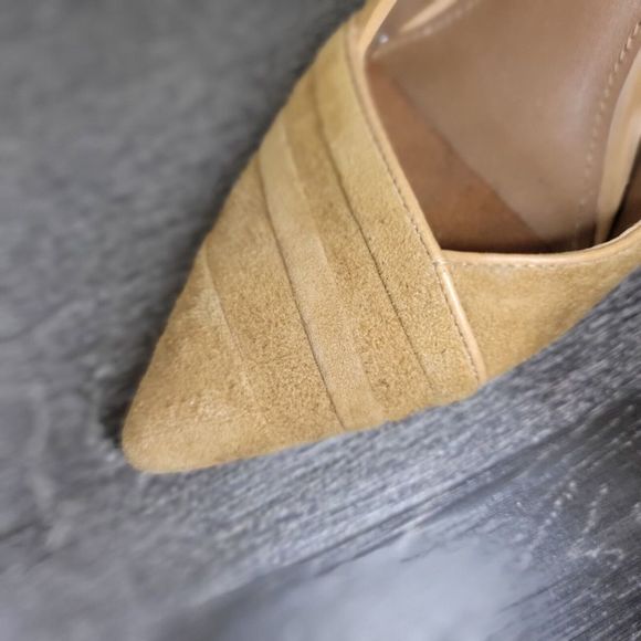 Donald Pliner Snake print heels And Suade 6M Heel Size 6 - Picture 3 of 4